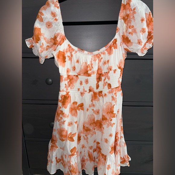 Floral dress - Picture 3 of 3